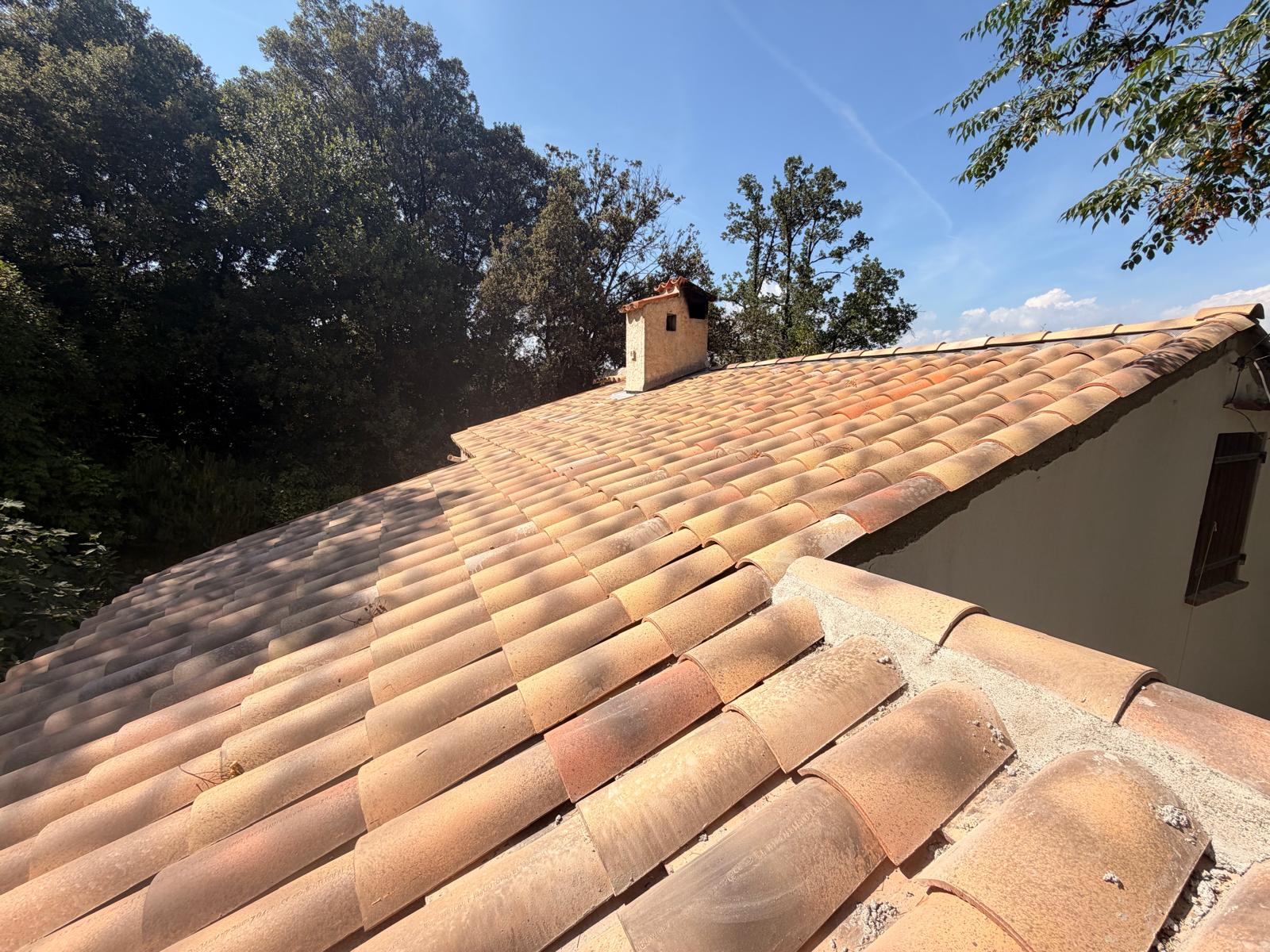 Réalisation de couverture Expert Toiture 83